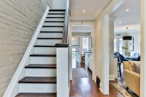 What to Ask a Staircase Builder Before Getting a Quote